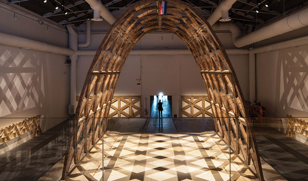 Bienal de Venecia 2016: 'Territorio en Contrastes' por Espiral Arquitectos